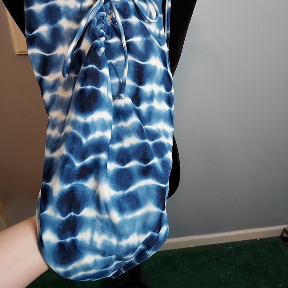 SO Women's One Piece Swimsuit Size Medium - Picture 4 of 7